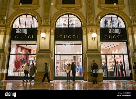 gucci outlet milan italy.